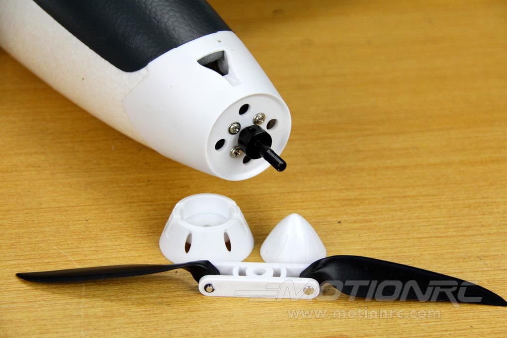 Tool-Less Propeller Assembly